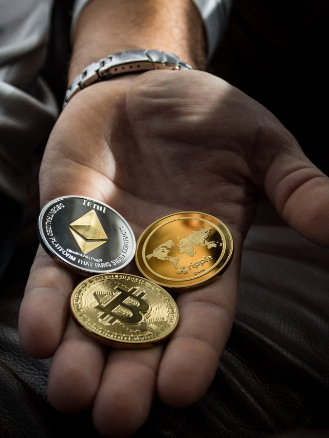 Stay Ahead of the Curve: Why Businesses Should Consider Investing in Crypto Coins
